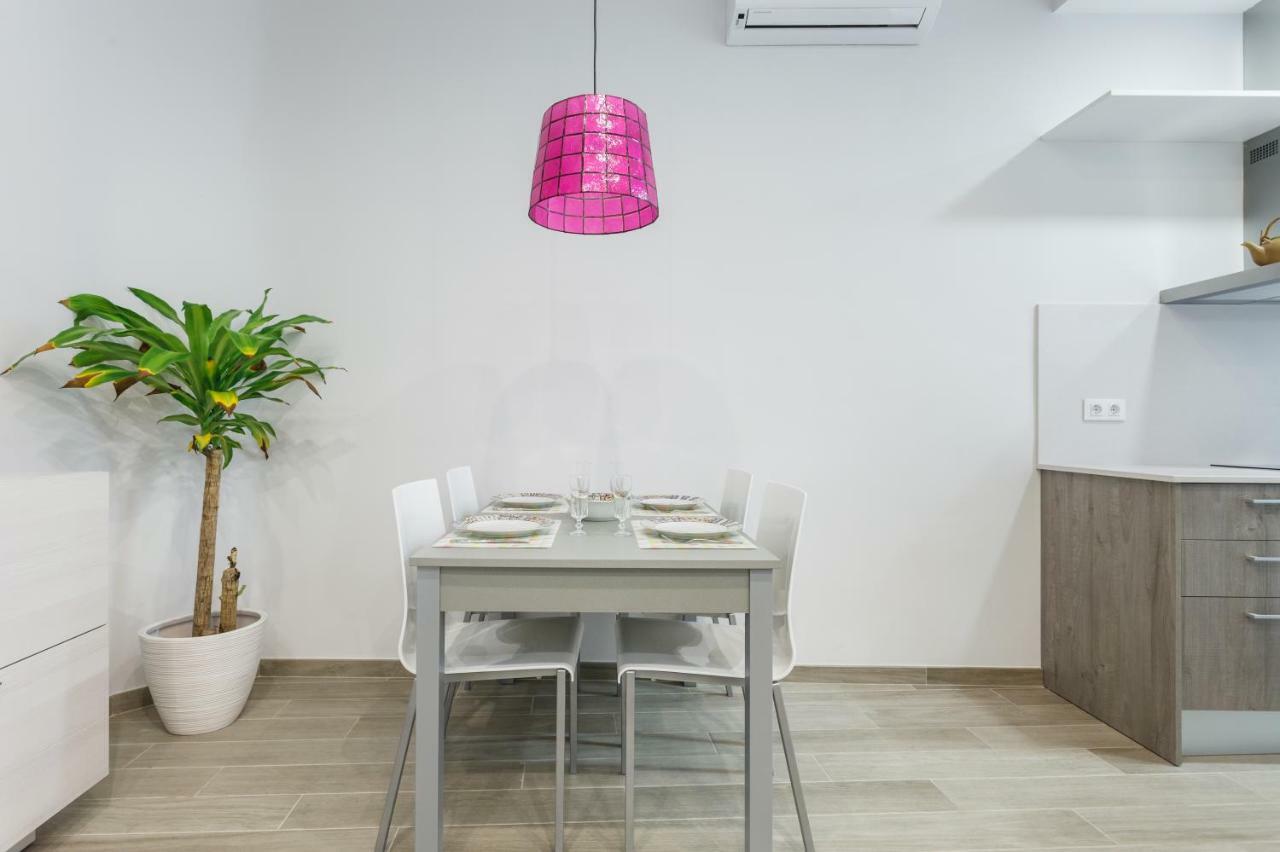 הוספיטלט דה יוברגאט Beautiful Apartment 20 Minutes From City Center מראה חיצוני תמונה
