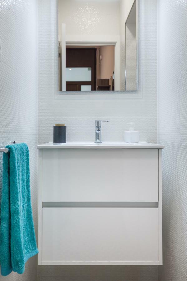 הוספיטלט דה יוברגאט Beautiful Apartment 20 Minutes From City Center מראה חיצוני תמונה